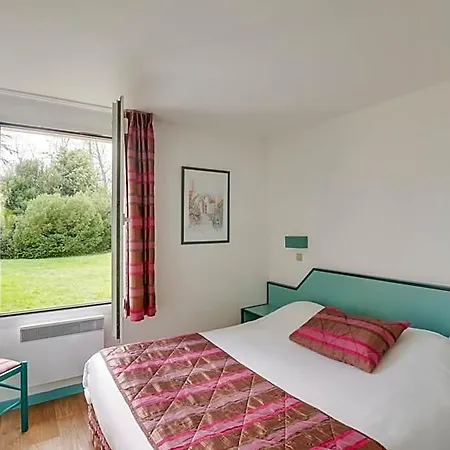 Le Relais De Voisins-le-Bretonneux